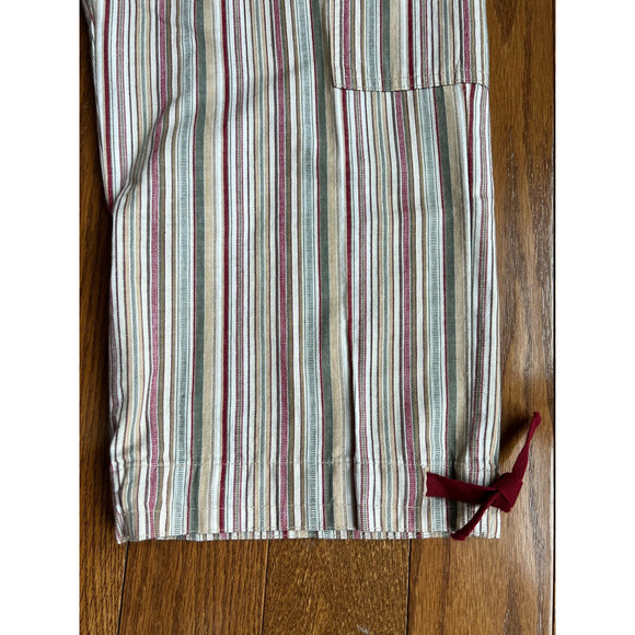 NWT Izod Hot Tropic Cropped Cargo Pants, Striped, Cranberry, size 16 - Picture 2 of 14